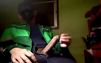 看 Seductive Nurse Wears White Uniform For Expert Blowjob
