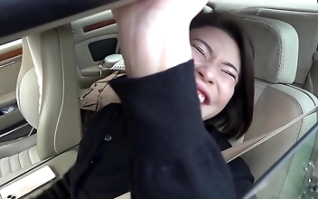 看 Adorable Japanese Sweetheart Enjoys Intimate Moments of Bliss