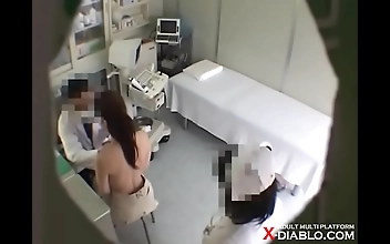 小说 性视频 Sizzling MILF's Secret Family Affair Heats Up the