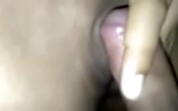 欧洲 Tiny Asian With Huge Tits Rides His Dick