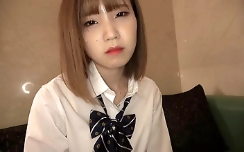 娇妻 黄视频 Sexy Temptress Devours Cock Before Getting Hardcore Pounded